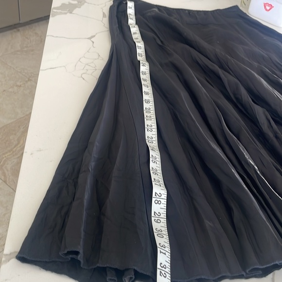 KAREN KANE MIDI BLACK BOTTOM PLEATED SKIRT - Picture 8 of 8